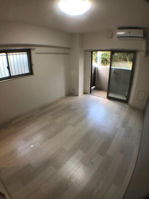 ブルーメ本山 リビング