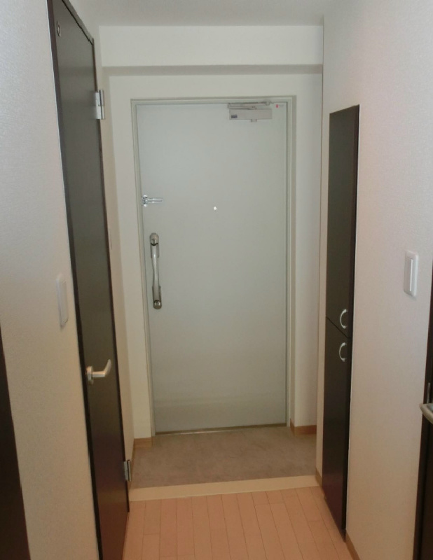 フォンティーヌ(和泉市) 玄関