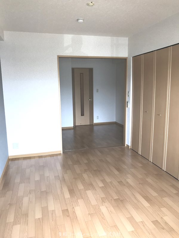 ベルナードコンフォート ベッドルーム
