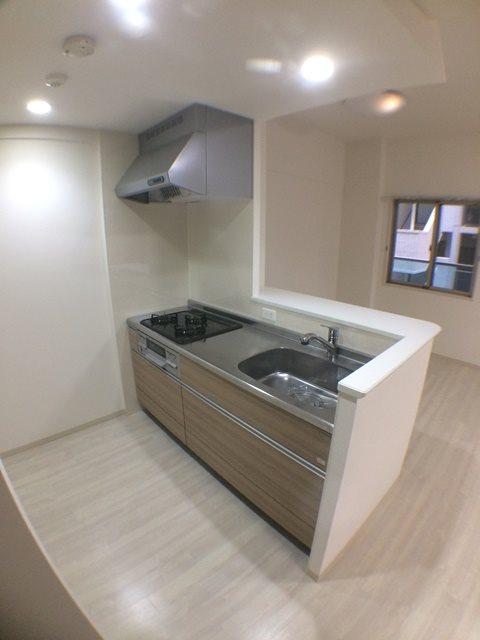 エル･イソベ三宮 キッチン