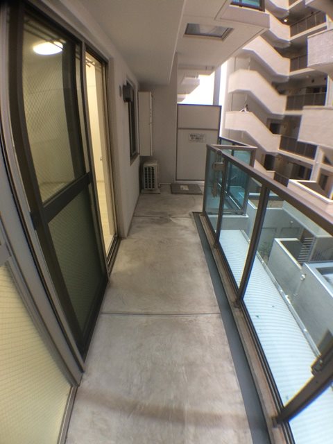 エル･イソベ三宮 ベランダ