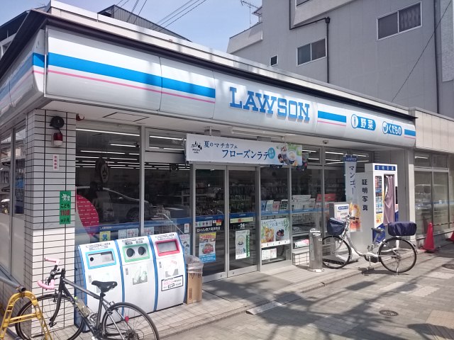 ヴェルキューブ石雲 コンビニ