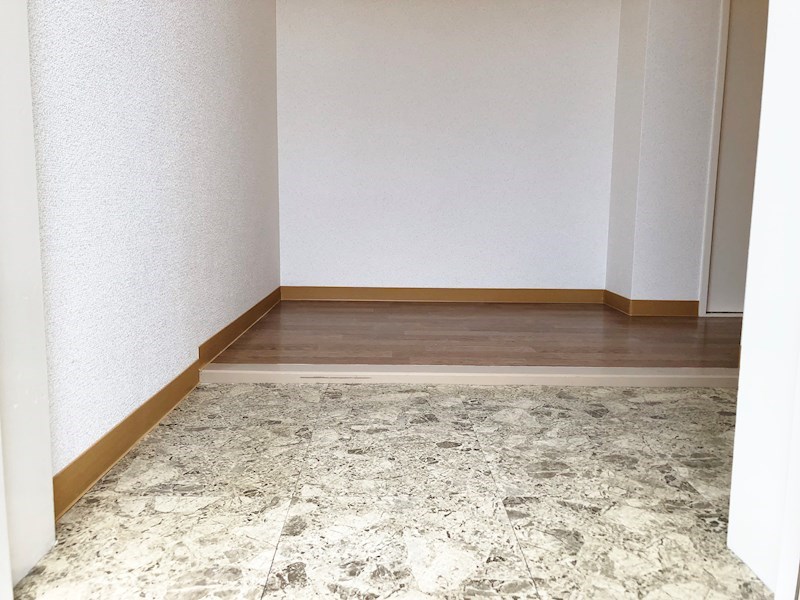 シャトークレール 玄関