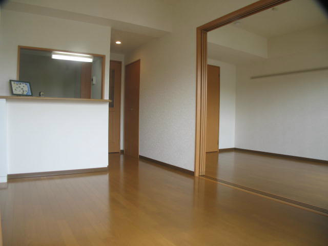 グリーンフォレスト リビング