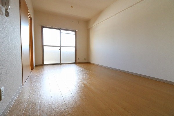 パン・スケープ リビング