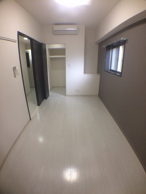 エル･イソベ三宮 ベッドルーム