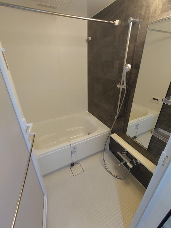 シュトルツ栄 風呂画像