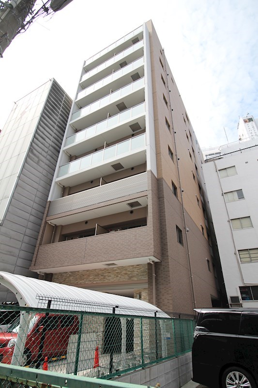 前面タイル張り