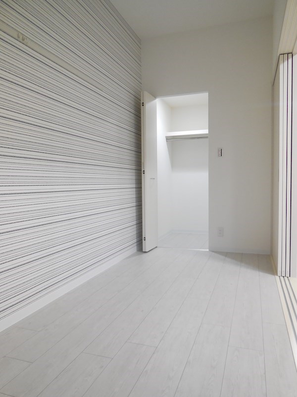 プログレッセ新大阪 ベッドルーム