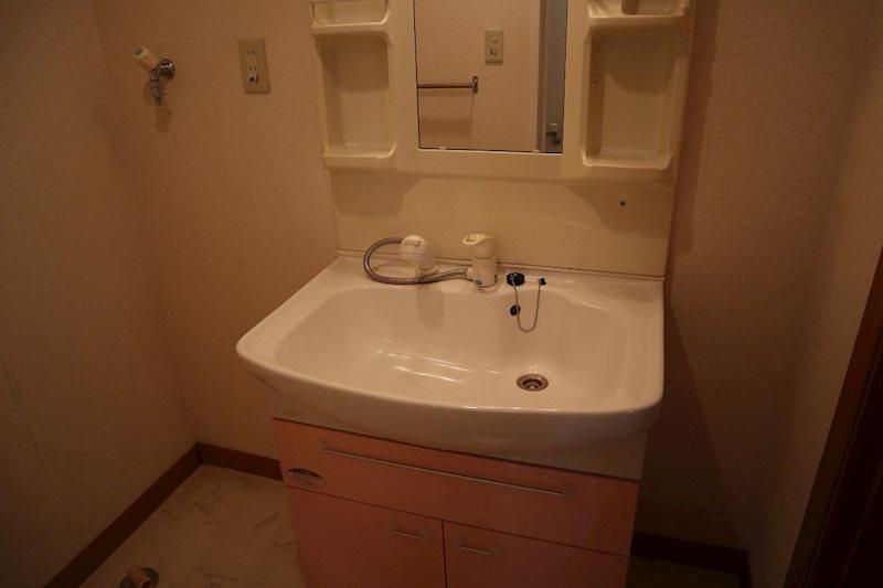 フローラ上津台Ⅱ番館 リビング