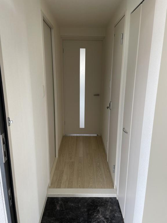 グランシャトー新在家 玄関