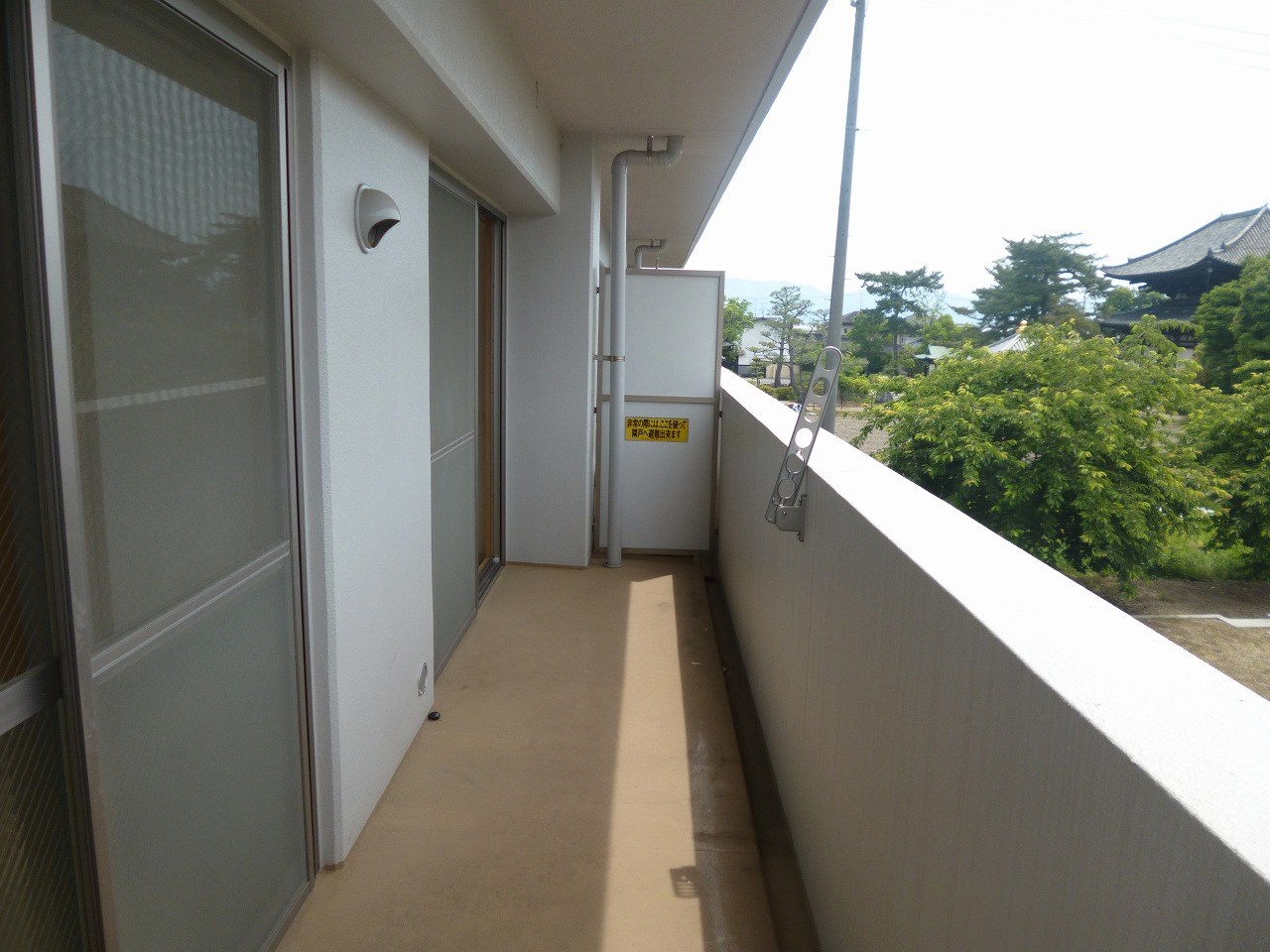 ﾌｧﾐｰﾕ菅原 ベランダ