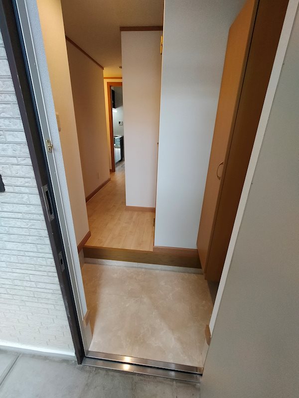 アファームドⅡ 玄関