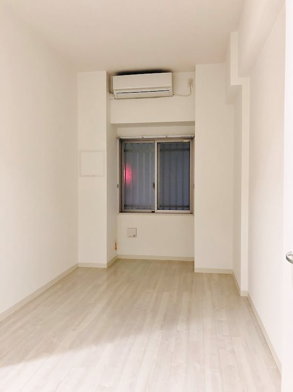 LUO MAROON ベッドルーム