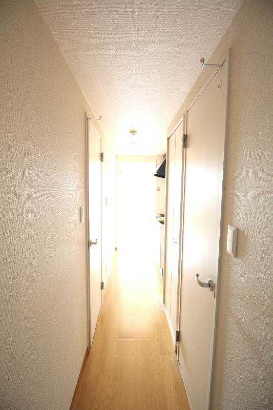 眩燈館 玄関