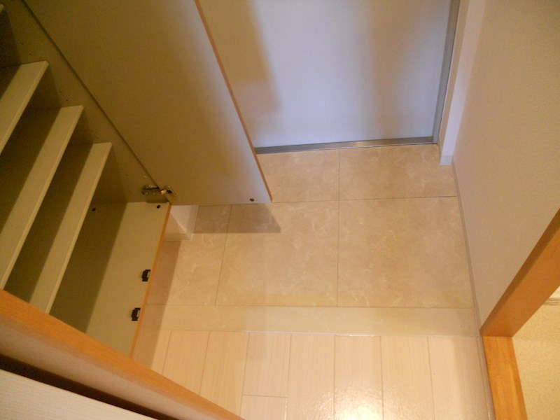 KIDマンション 玄関