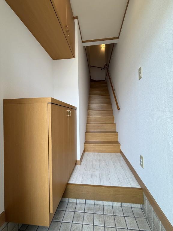 ルマージュ神戸五番館 玄関