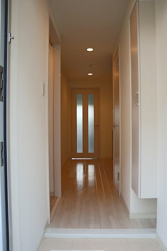 シェリール コート 玄関