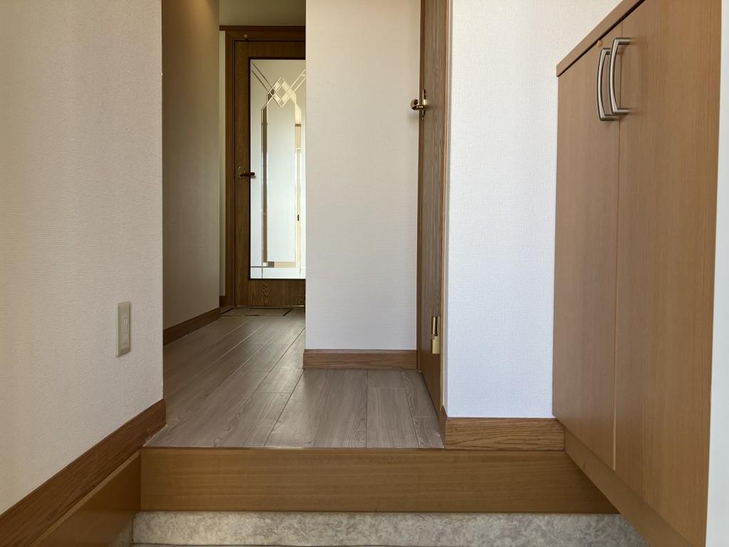 ｾﾚｯｿ八木 玄関