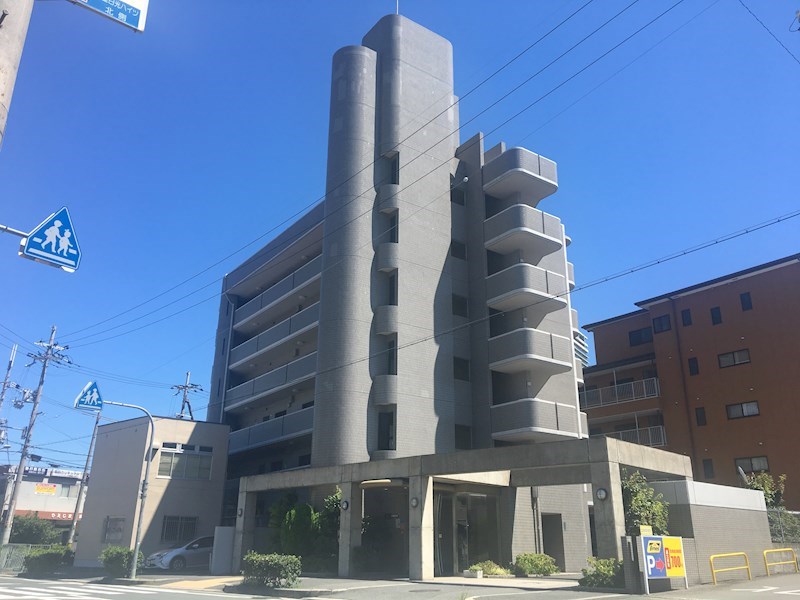 ラフィーネ香里園 外観写真