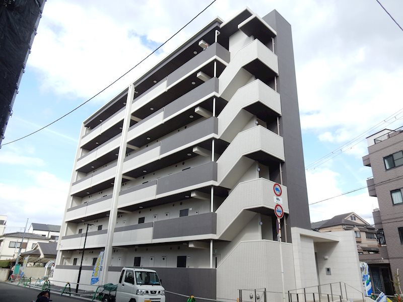 鉄筋コンクリート造6階建