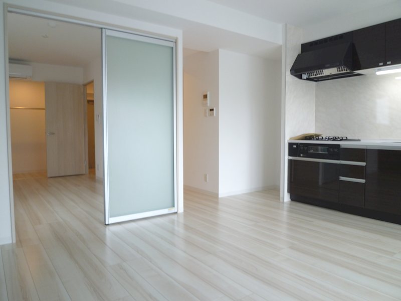 ｿﾚｲﾕ ﾙｳﾞｧﾝ(港北区) リビング