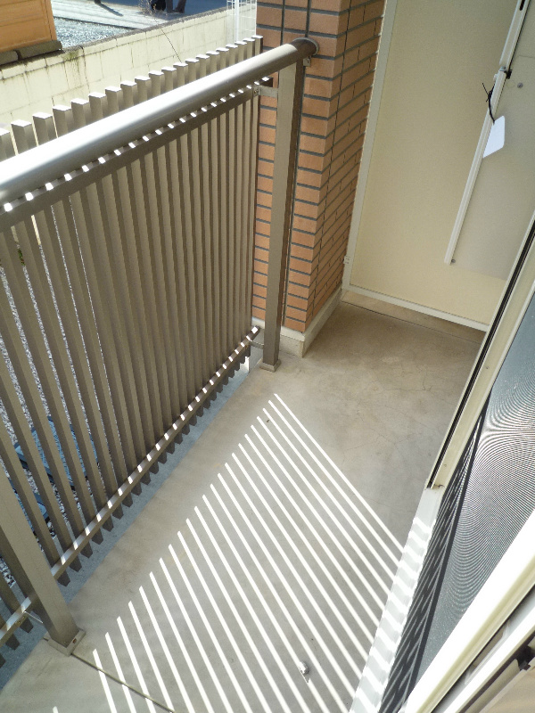 ヴァーグ伍番館 ベランダ