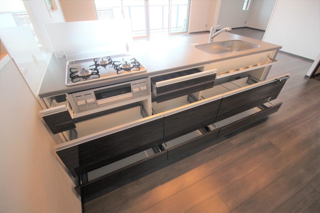 ショウエイ靱 キッチン