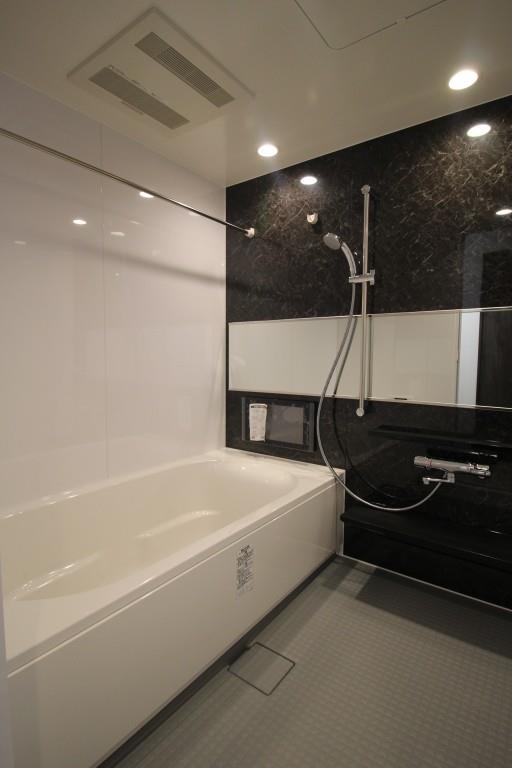 ショウエイ靱 風呂画像