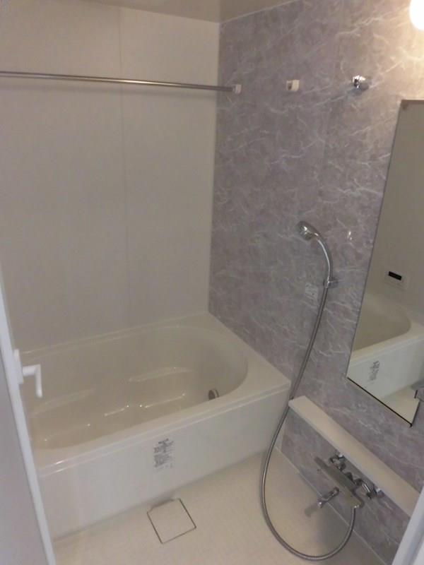 メゾンさわやか 玄関