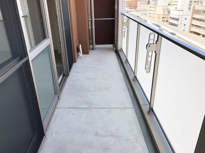 トレヴィ高岳 ベランダ