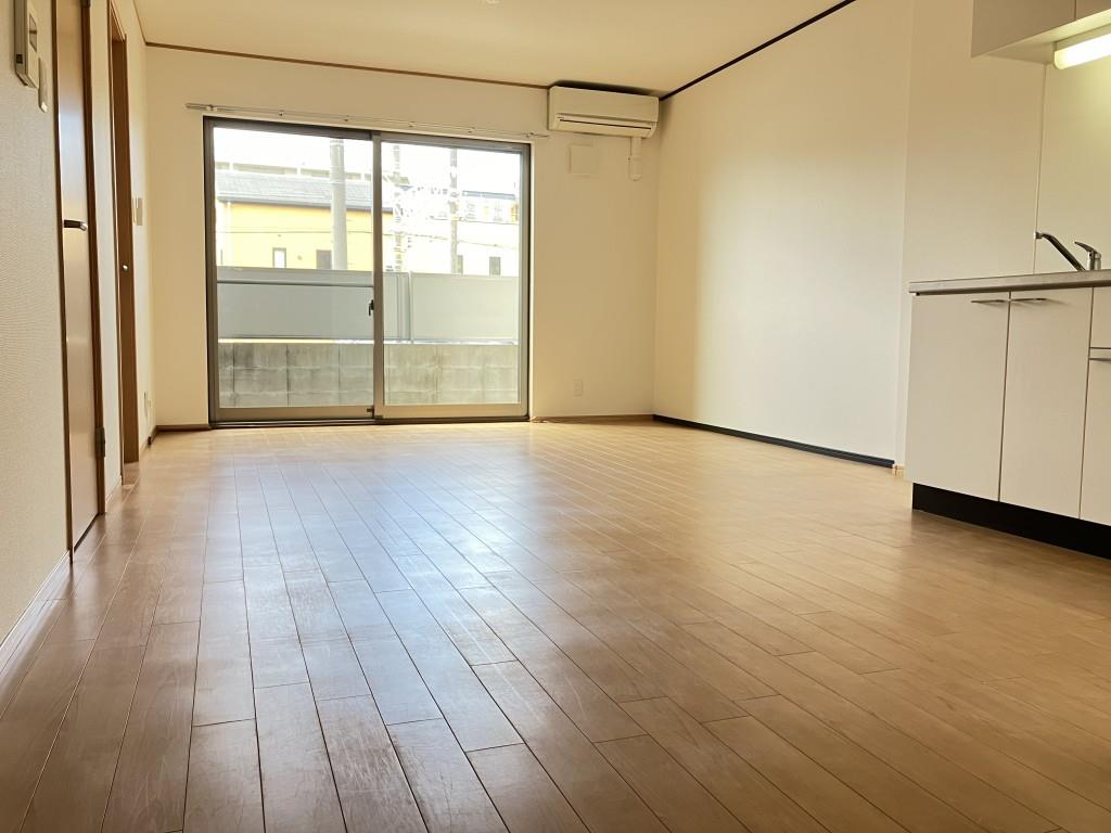 サンパレス魚住 リビング