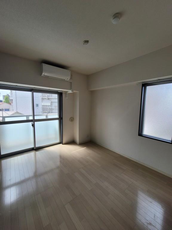 Apartment 桜 ベッドルーム