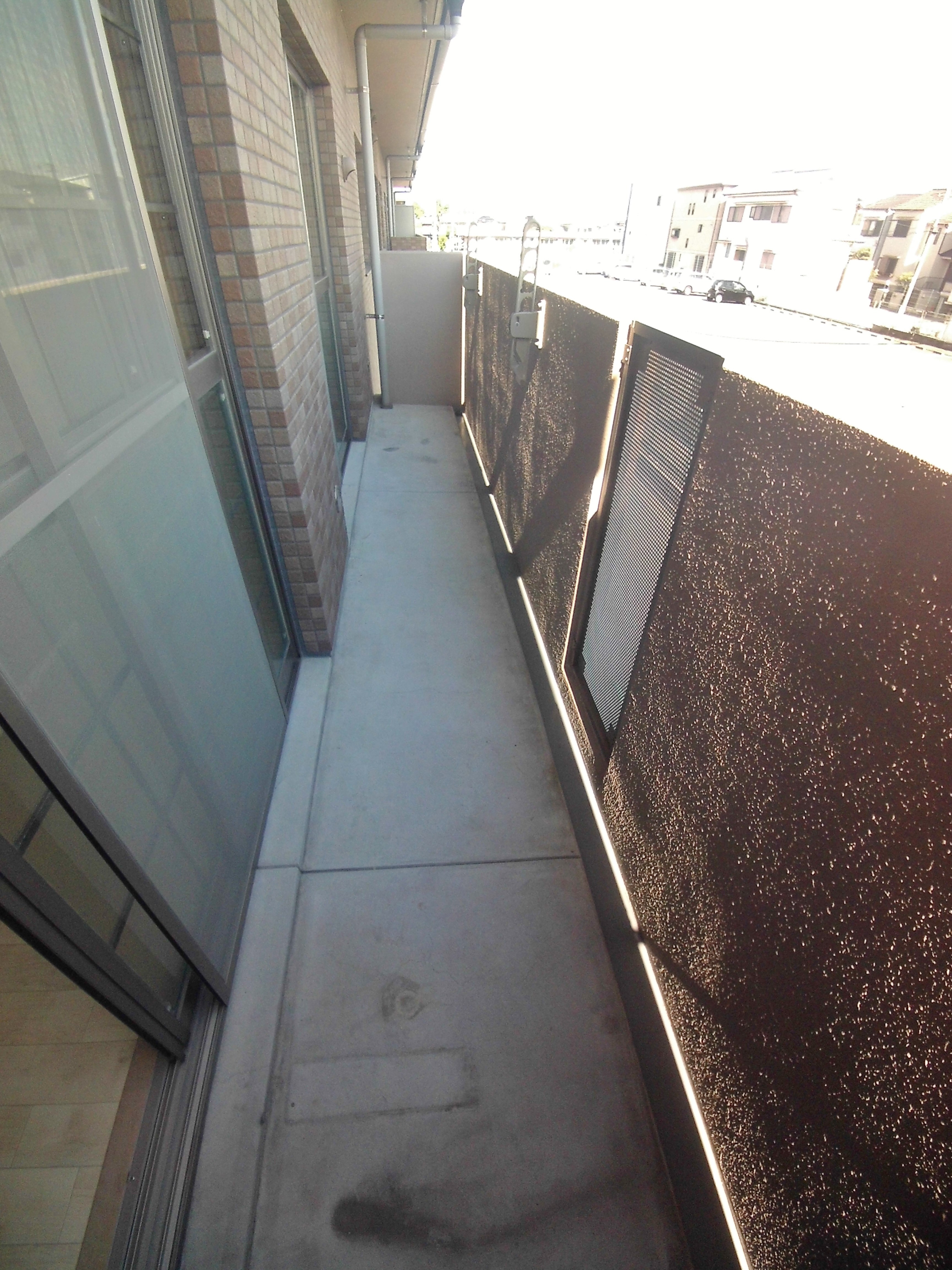 ジュネスト1番館 ベランダ