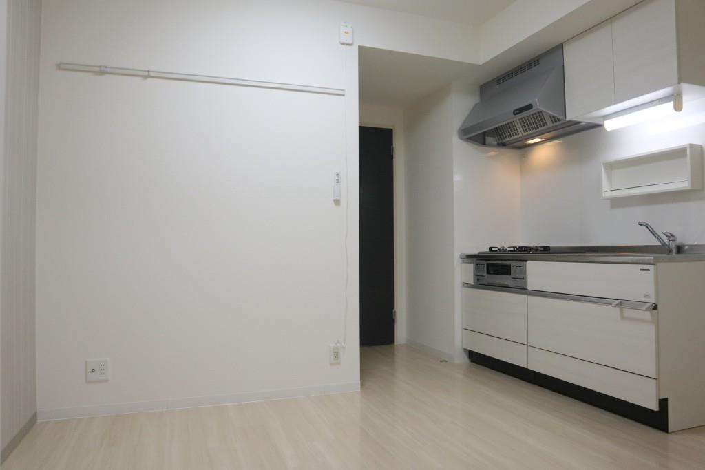 セレブレイト葵 リビング