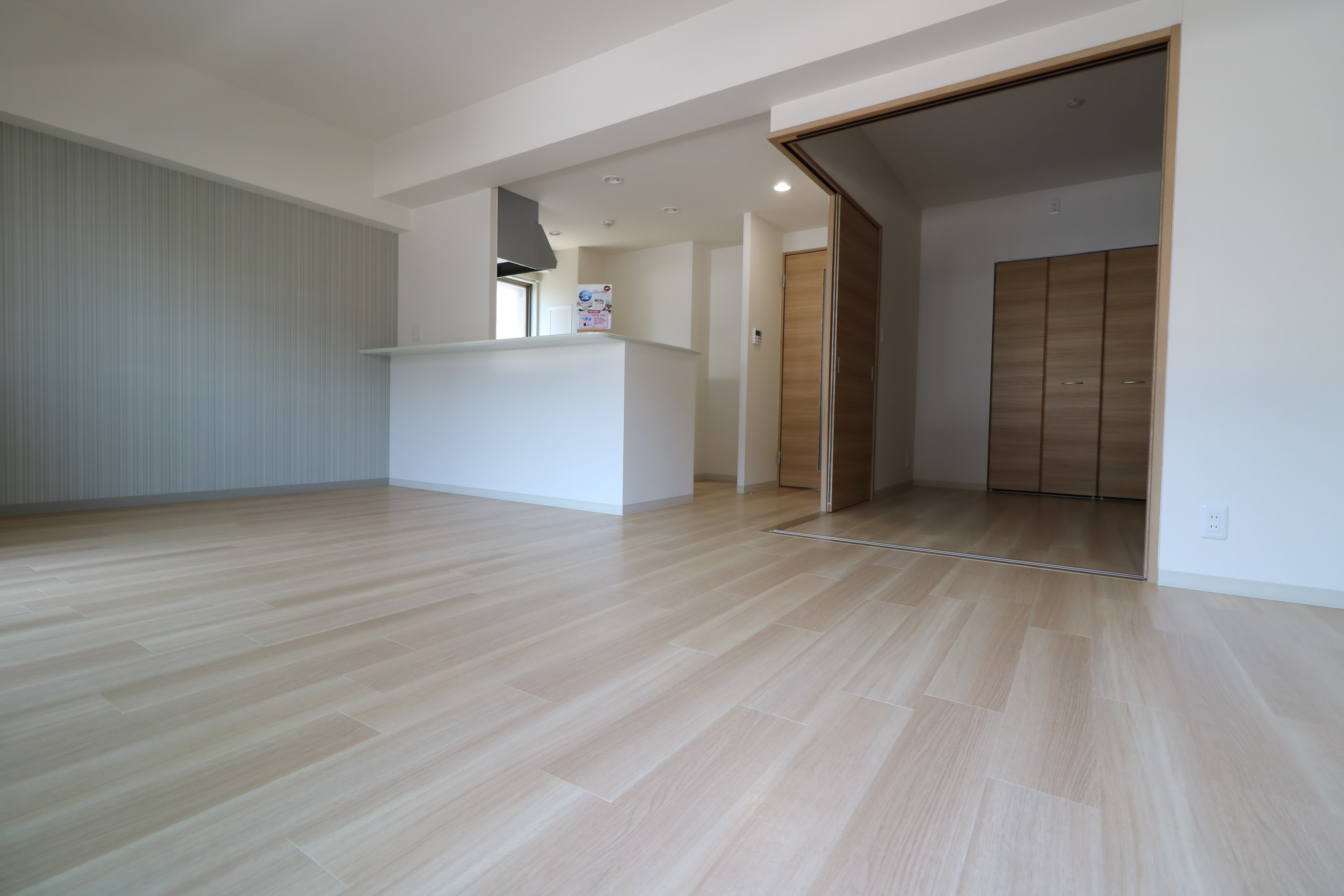 メゾングロリア ベッドルーム