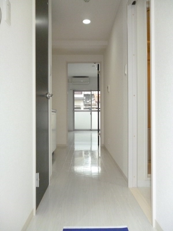 アルバ立花 玄関