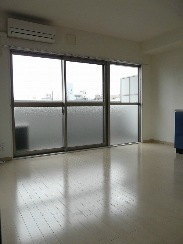 グランドゥール敷津 リビング