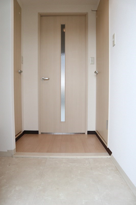 エバーヒルズN棟 玄関