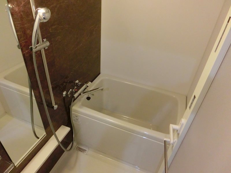 シロノハウス 風呂画像