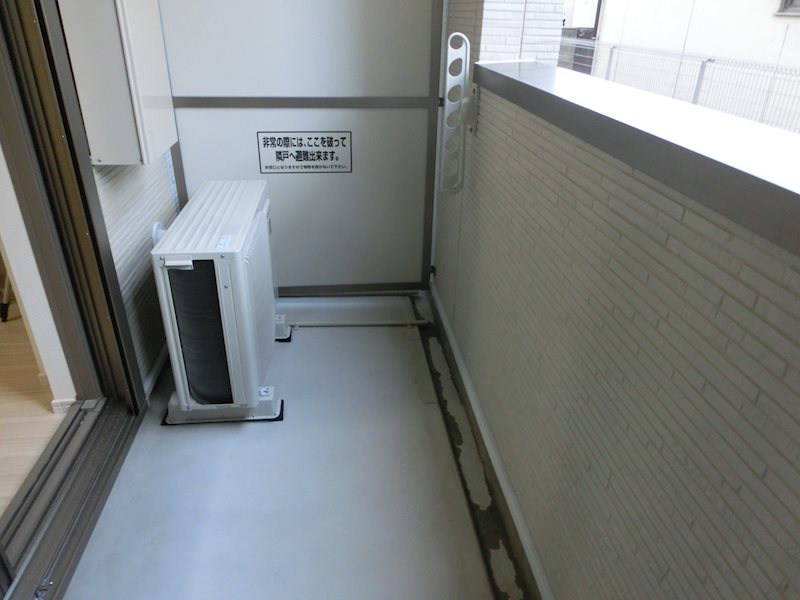 シロノハウス ベランダ