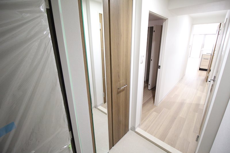 ル・マージュ新町 玄関