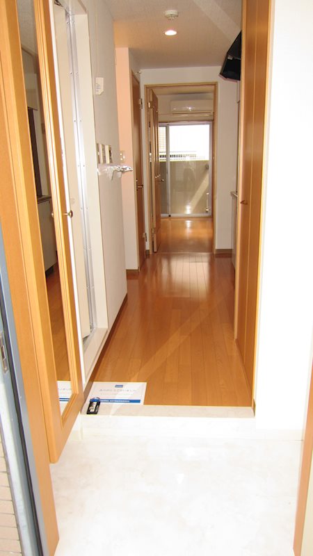 ジェントリー烏山 玄関