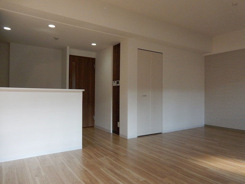 コンフォール京橋 リビング