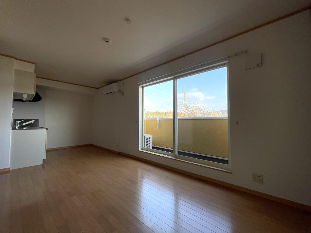 グランドアマレーⅥ番館 リビング