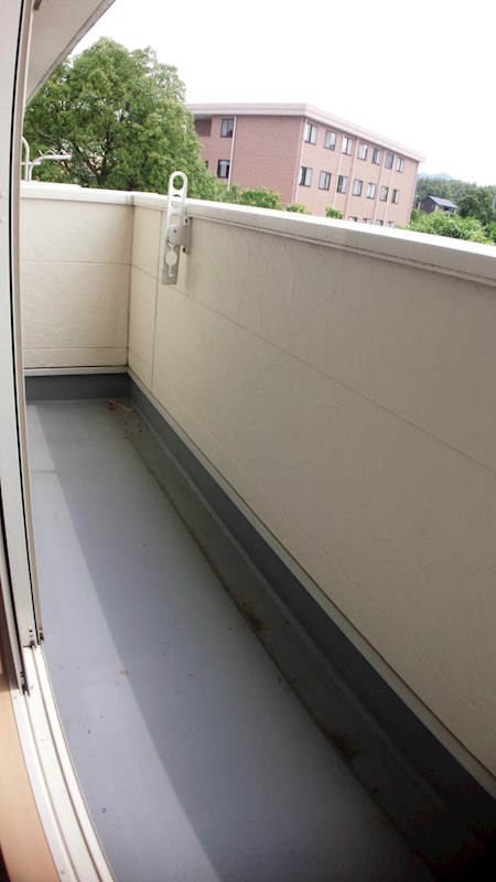 グランドアマレーⅥ番館 ベランダ