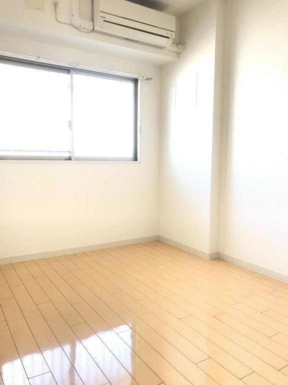 メゾンクラウン鷺洲 ベッドルーム