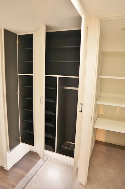 セイワパレス丸の内駅前 玄関