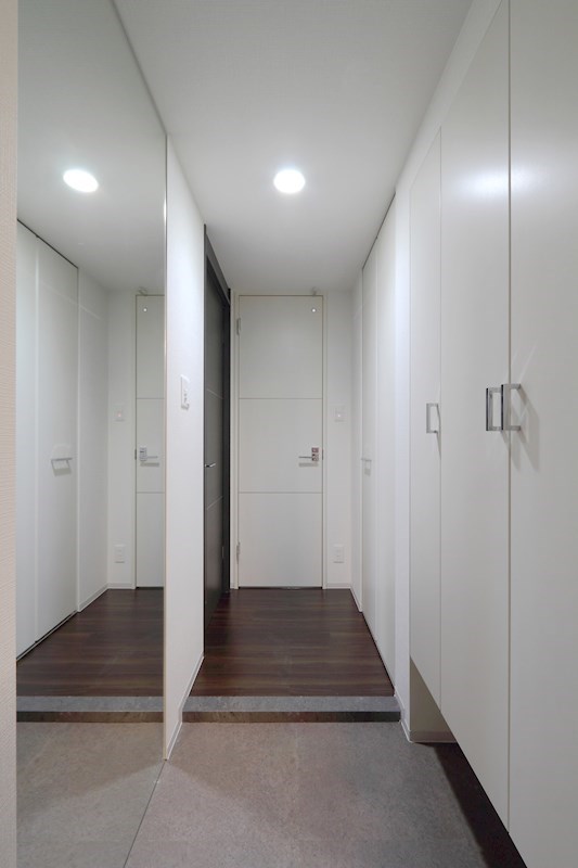 セイワパレス丸の内駅前 玄関