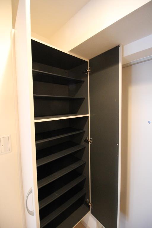 メゾン ド ソレイユ 玄関